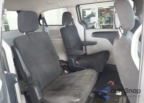 2016 Dodge Grand Caravan Sxt z USA, uszkodzony, nr VIN 2C4RDGCG9GR380808